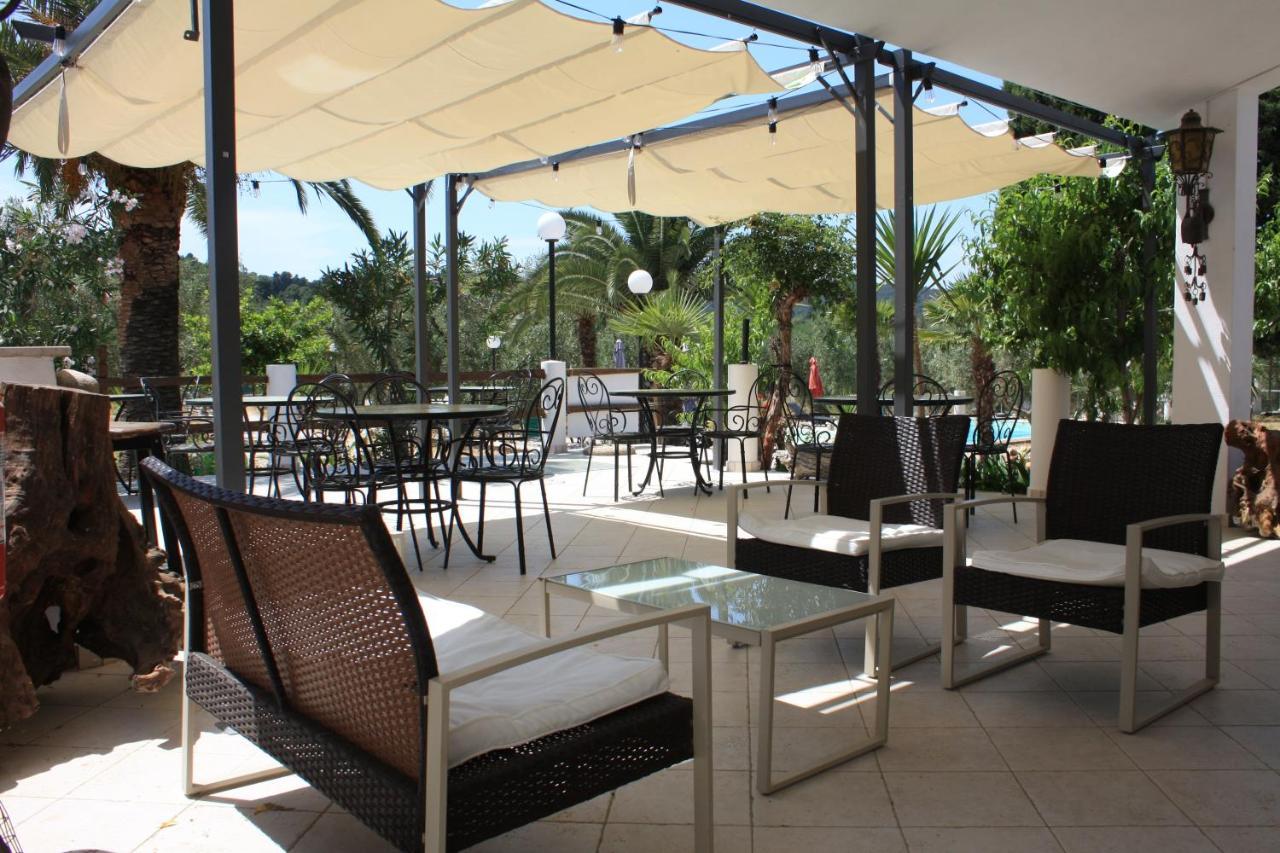 Vila Sejuda Hotel Пешичи Екстериор снимка