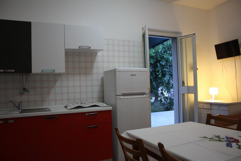 Vila Sejuda Hotel Пешичи Екстериор снимка