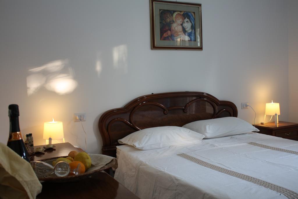 Vila Sejuda Hotel Пешичи Екстериор снимка